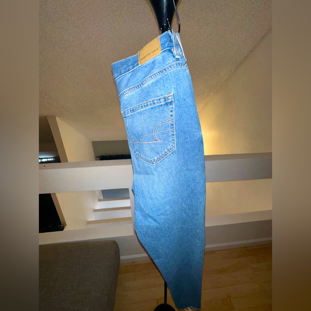 Women’s American Eagle jeans